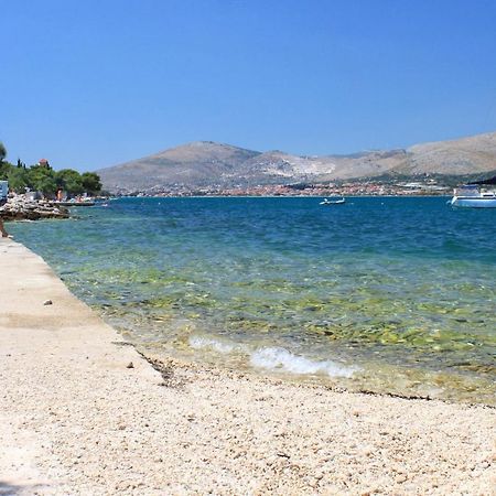 Apartments By The Sea Arbanija, Ciovo - 4320 Trogir Bagian luar foto