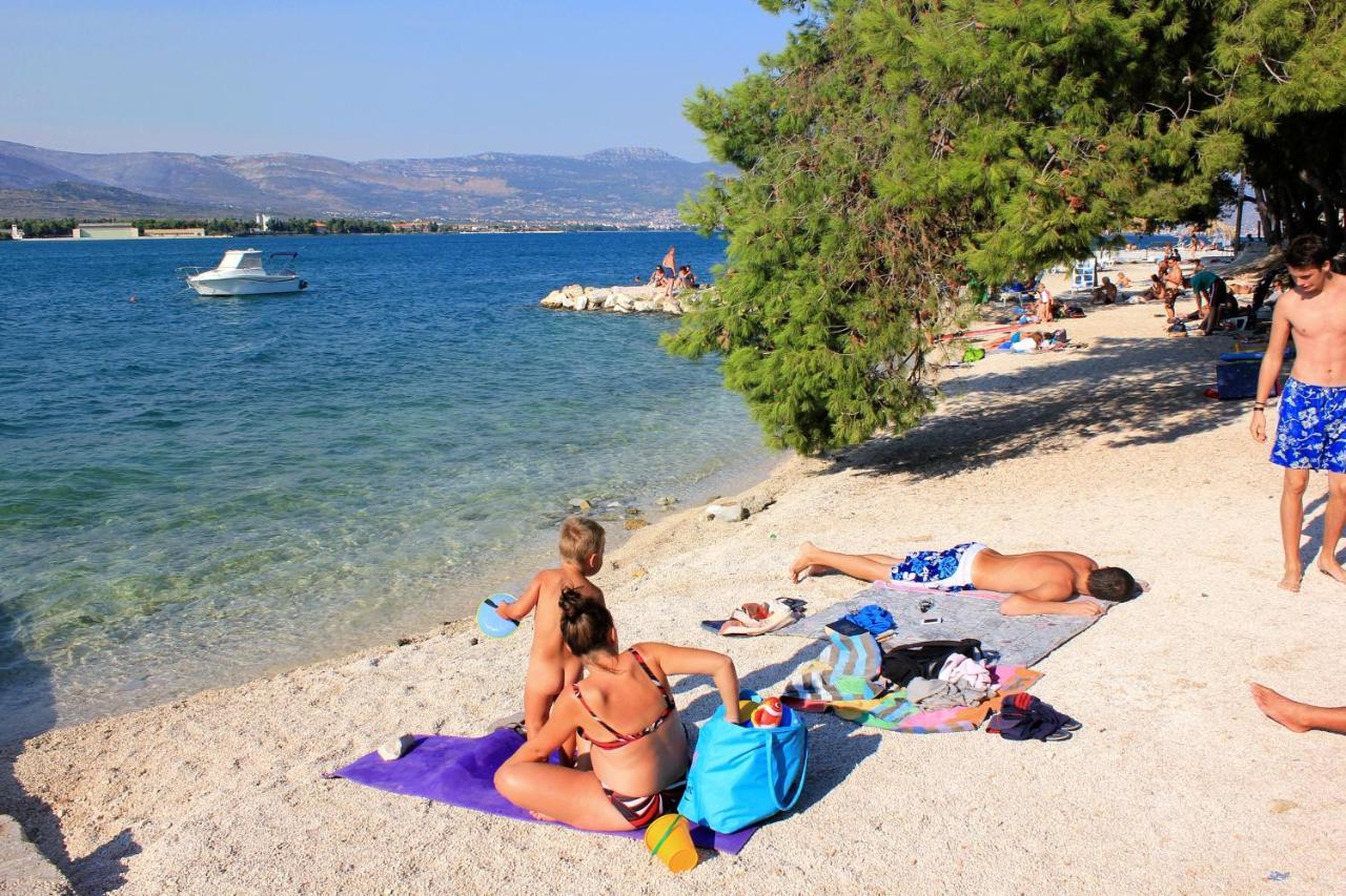 Apartments By The Sea Arbanija, Ciovo - 4320 Trogir Bagian luar foto